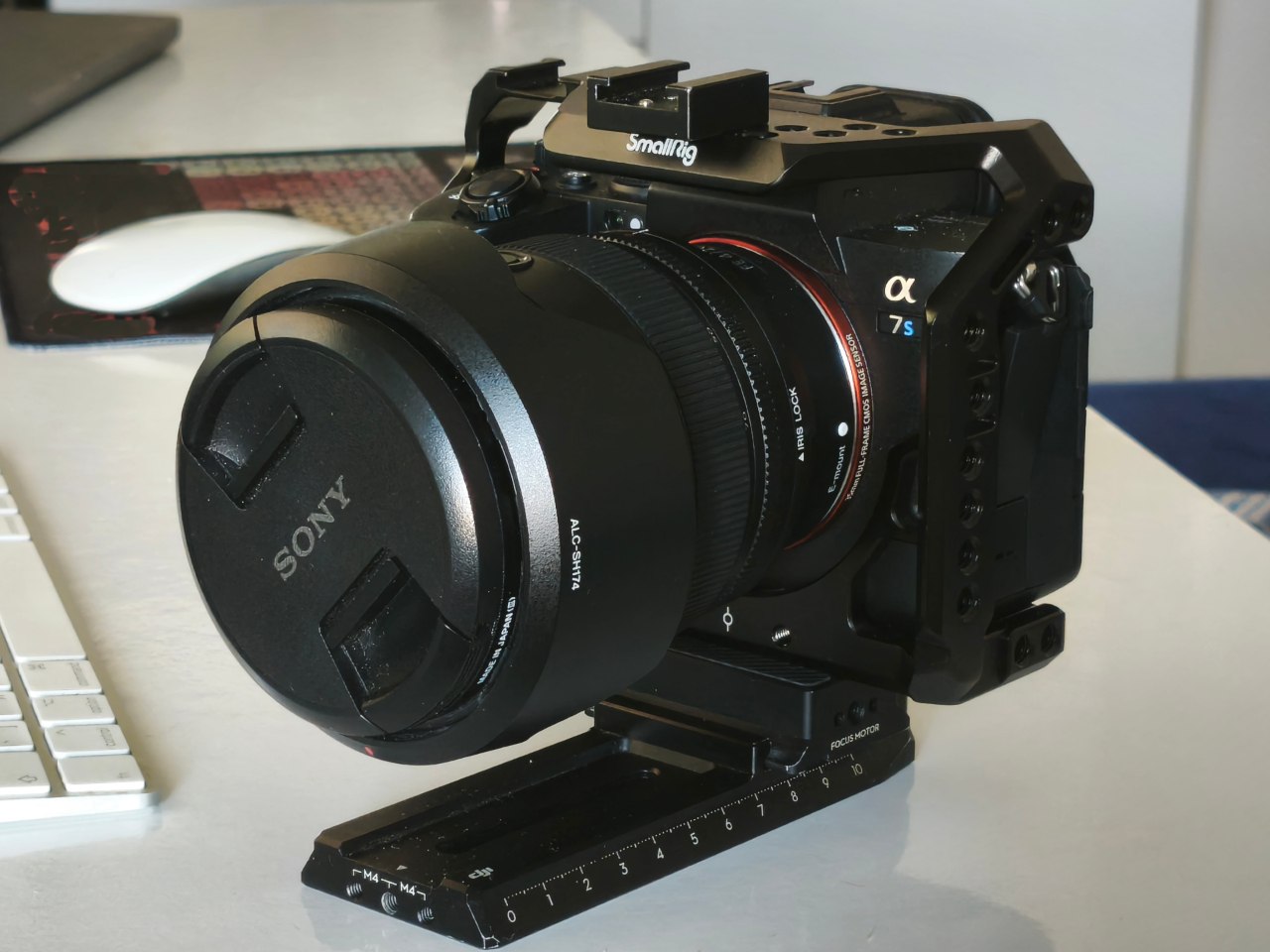 Sony a7S III камера + клетка SmallRig