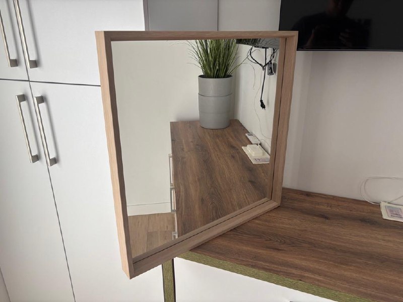 Зеркало IKEA NISSEDAL 65x65