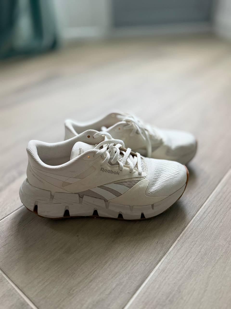 Кроссовки Reebok, размер 37.5