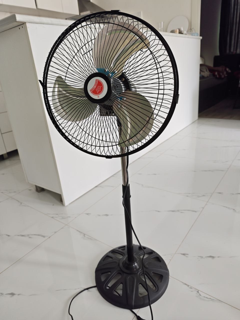 Напольный вентилятор 12" Industrial Fan Chonli Crown, 50W
