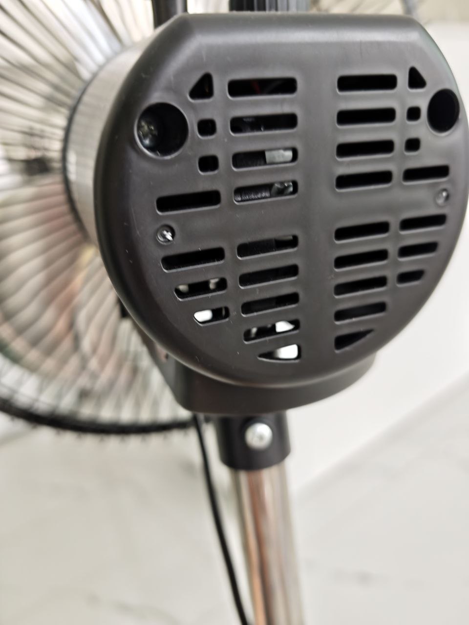Напольный вентилятор 12" Industrial Fan Chonli Crown, 50W