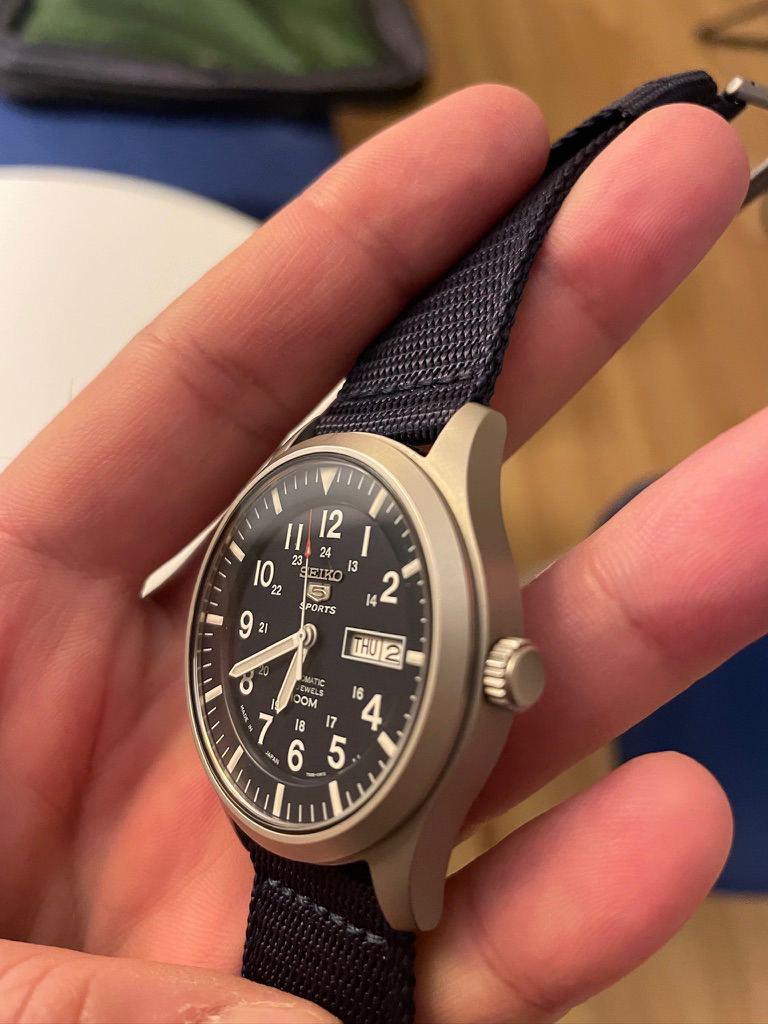 Часы Seiko 5 Blue Automatic SNZG11J1