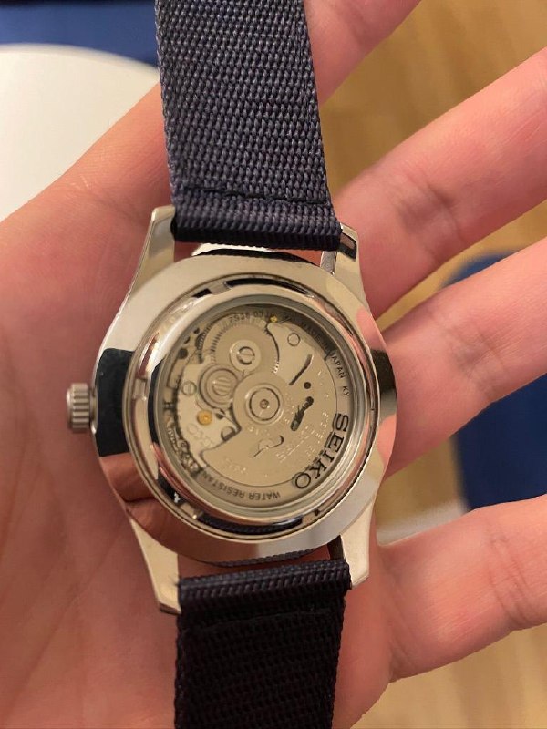 Часы Seiko 5 Blue Automatic SNZG11J1
