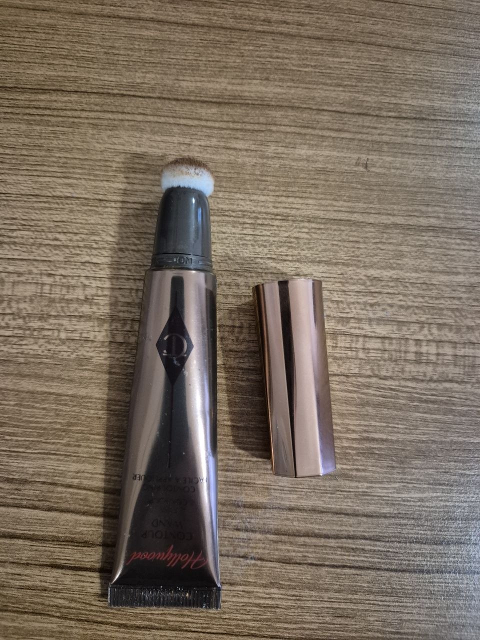 Контуринг Charlotte Tilbury Hollywood Contour Wand