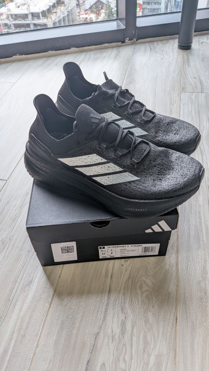 Кроссовки Adidas Ultraboost 5 Strung, 42 EUR
