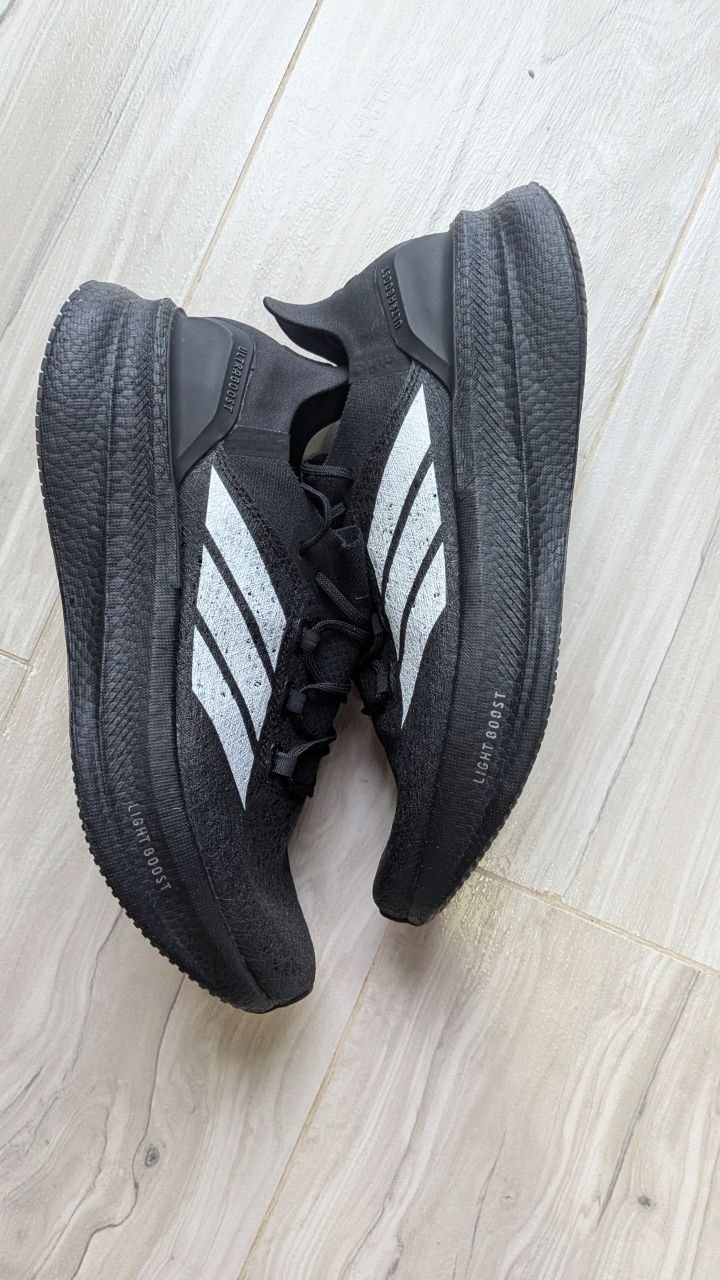 Кроссовки Adidas Ultraboost 5 Strung, 42 EUR