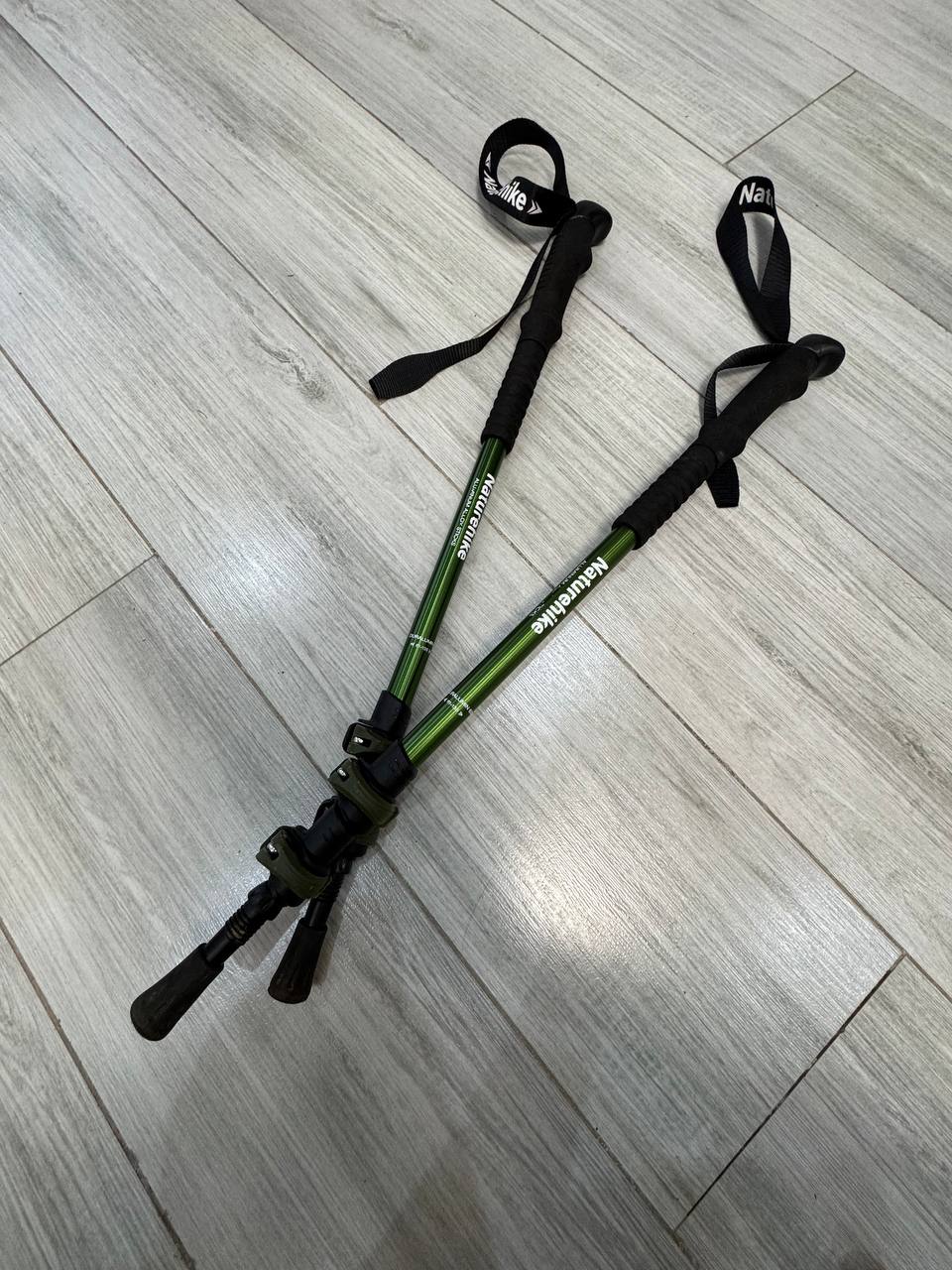 Трекинговые палки Naturhike 61-135 см