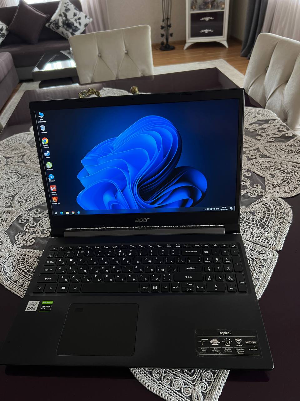 Игровой ноутбук Acer Aspire 7 (i5-10300H, GTX 1650, 16GB)