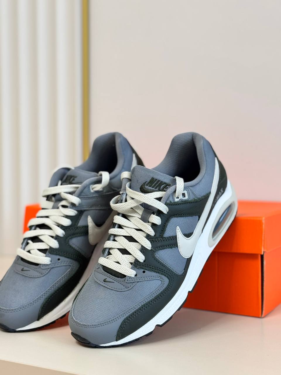 Кроссовки Nike мужские, новые, размер 7.5 (39-40)