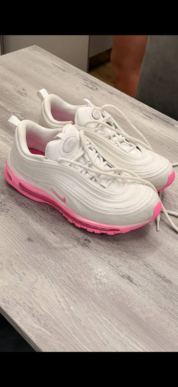 Оригинальные Nike кроссовки