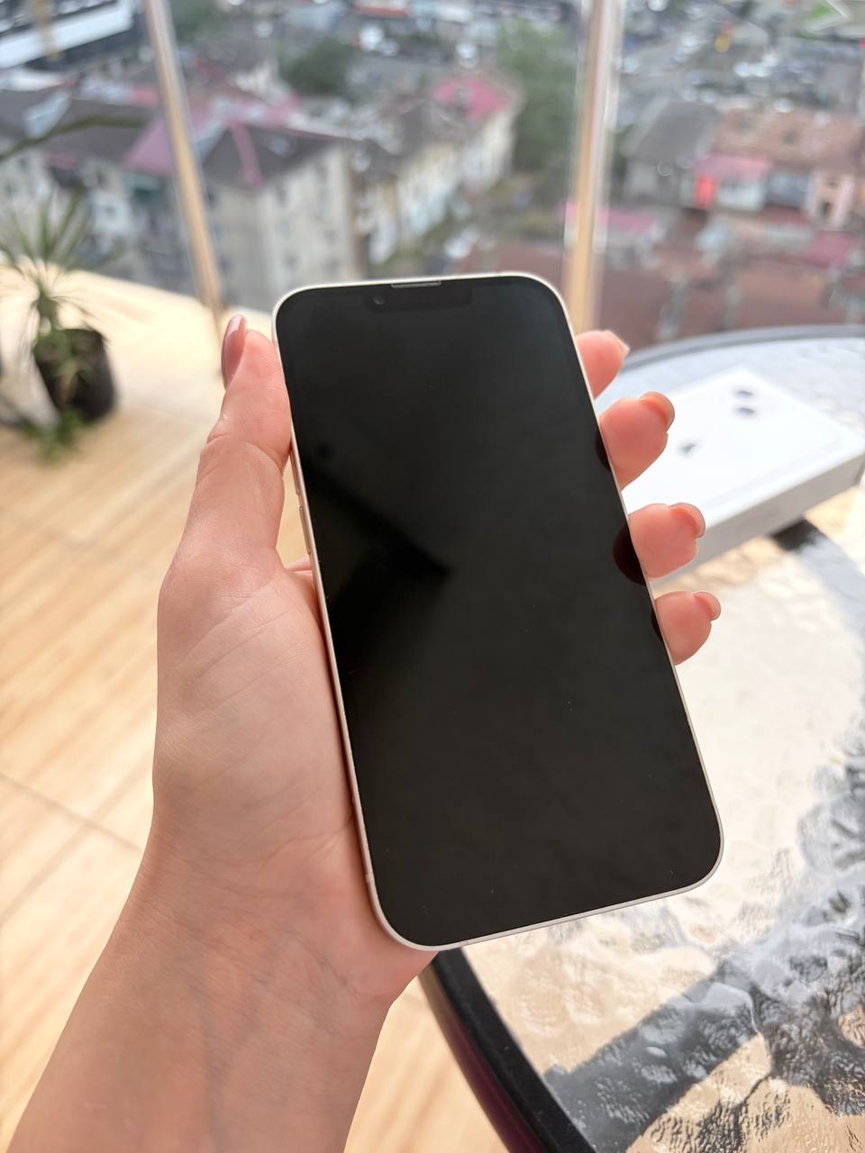 iPhone 13 128 GB White