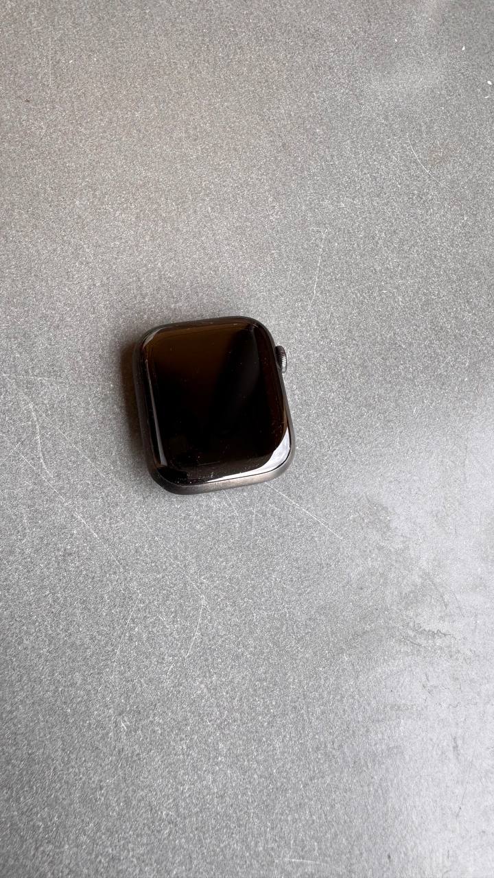 Apple Watch 7 45mm Titanium (на детали, проблема с материнской платой)