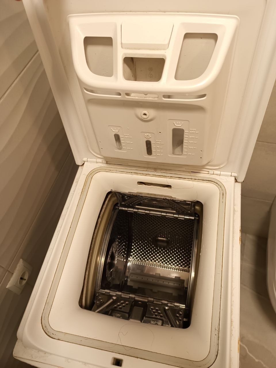 Стиральная машина Indesit