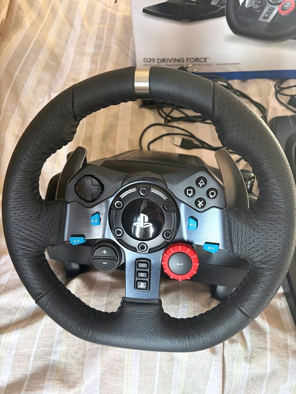Logitech G29 + коробка передач Driving Force Shifter