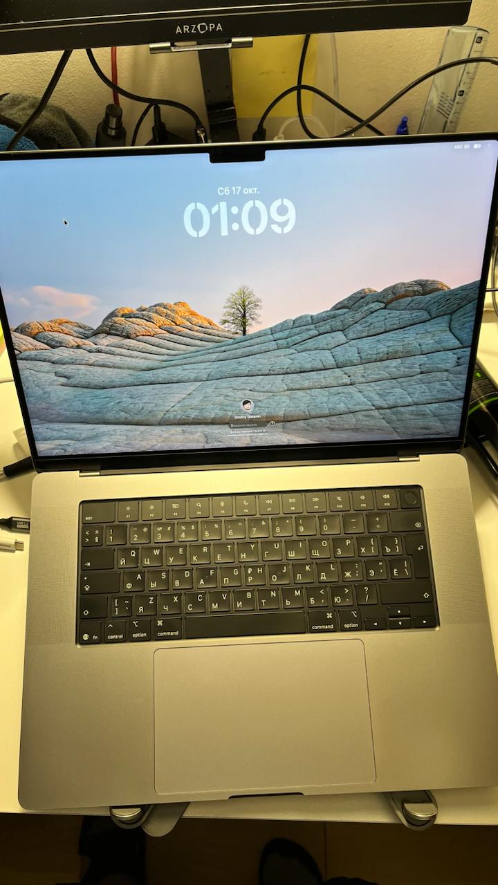 MacBook Pro 16" (2021) M1 Pro 16/512 ГБ