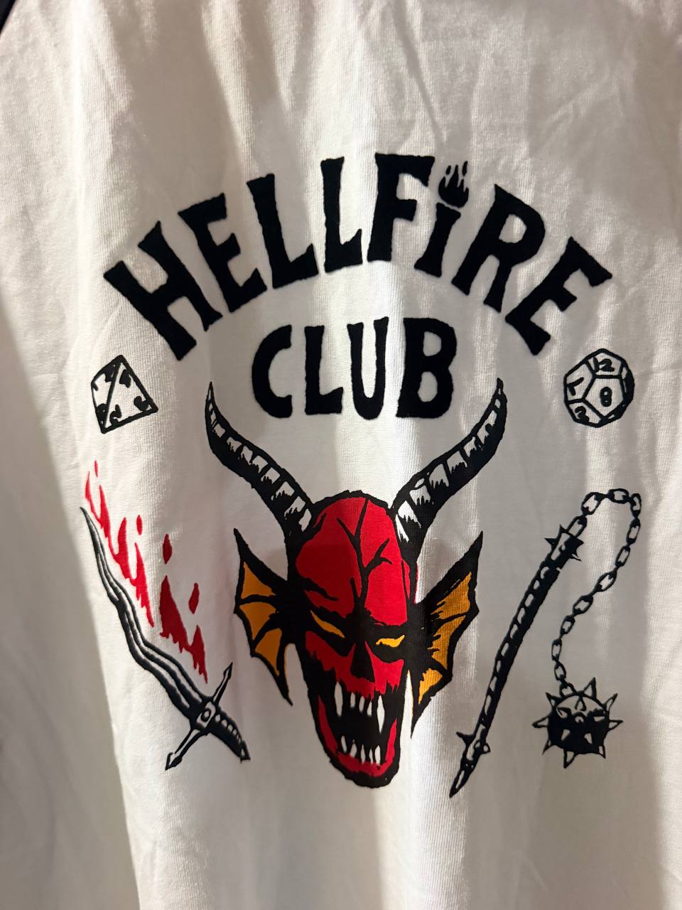 Лонгслив Primark Stranger Things Hellfire Club