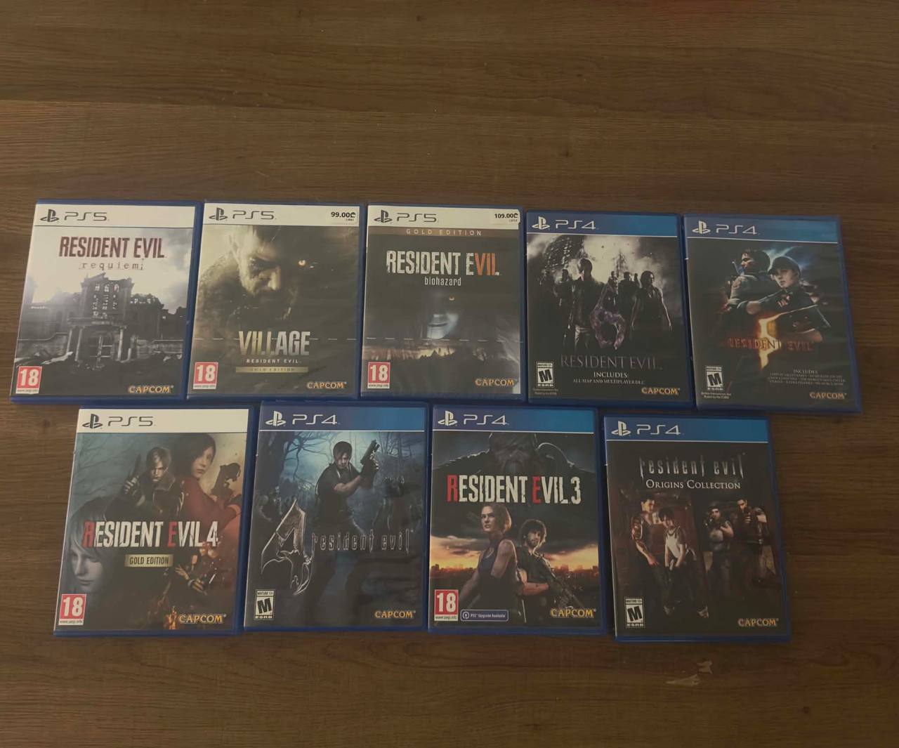Диски PS5/PS4 Resident Evil 5, 7, 8 + подставка