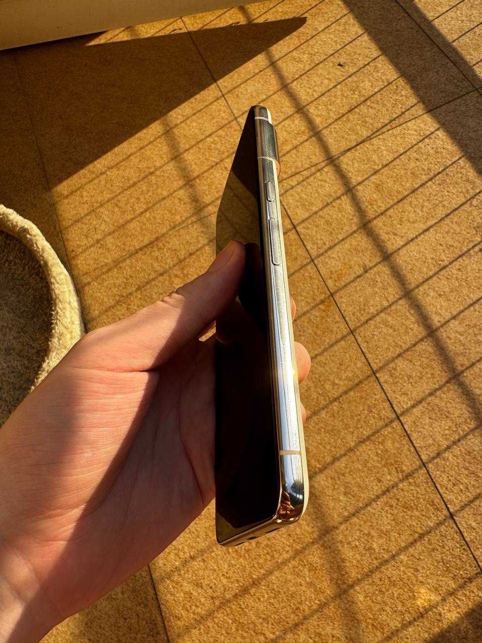Google Pixel 8 Pro, 1200 лари