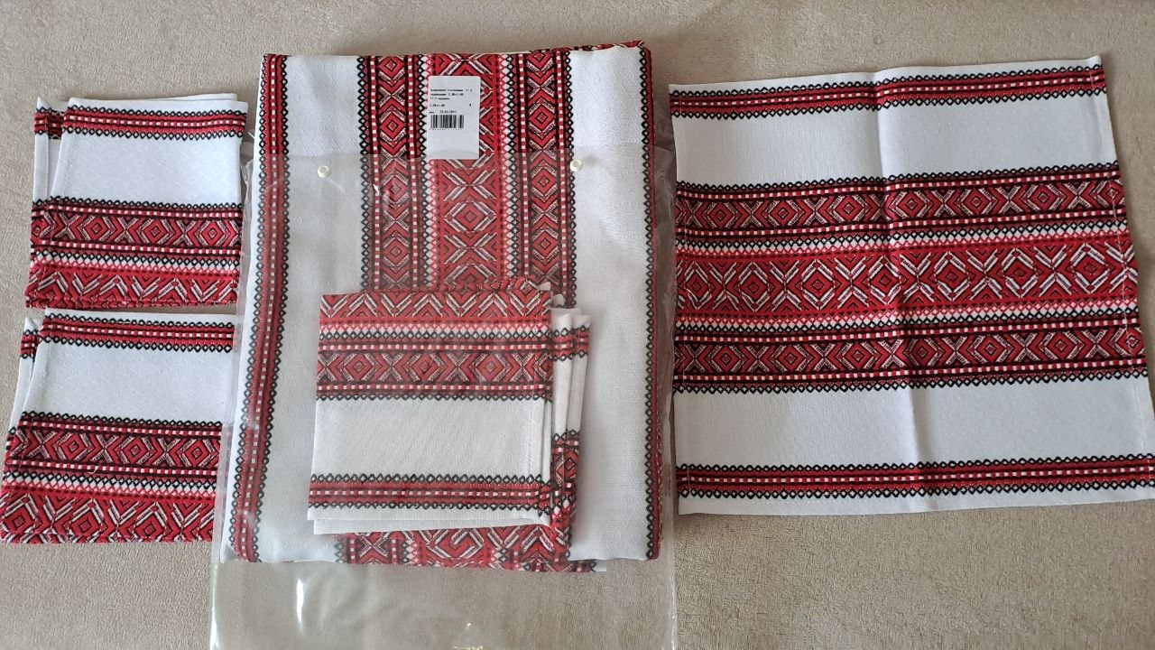 Набор скатерть и салфетки (6 шт)
