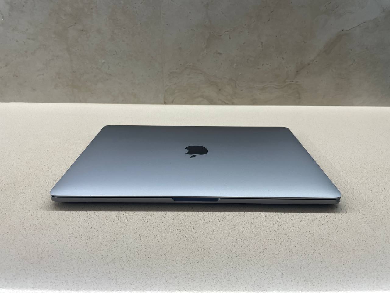 MacBook Pro 13″ (2017), 8 ГБ RAM, SSD 256 ГБ