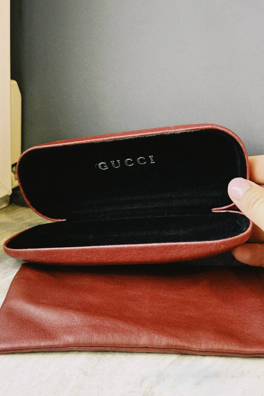 Оригинальный жесткий футляр для очков Gucci с мягким чехлом