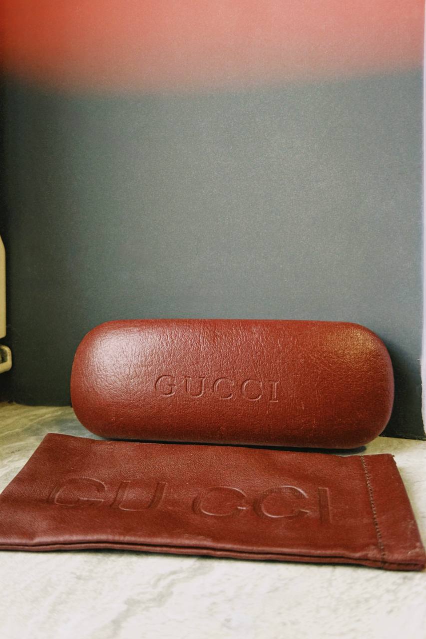 Оригинальный жесткий футляр для очков Gucci с мягким чехлом