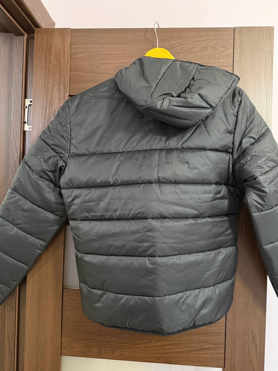 Куртка мужская Lacoste, размер M (маломерит)