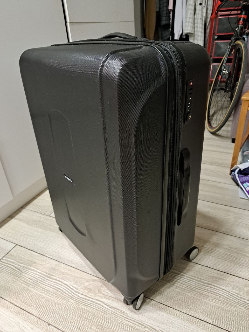 Чемодан 75×50×30