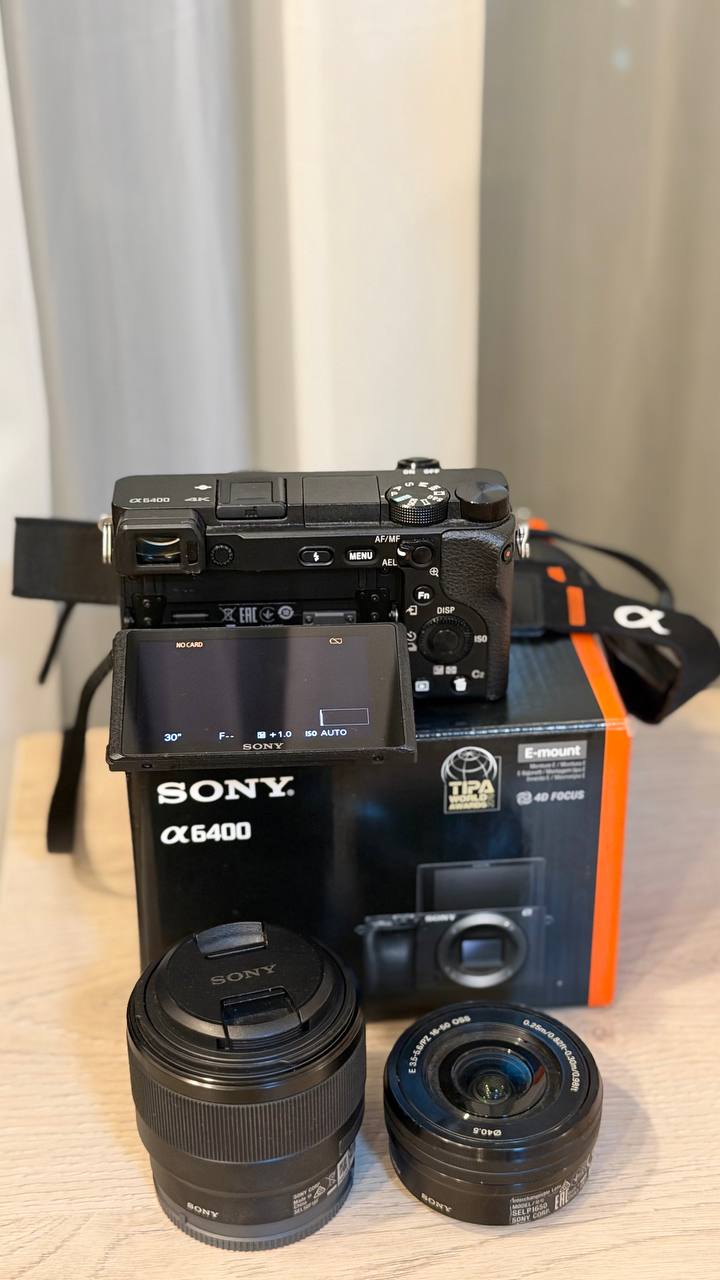 Sony A6400 + объективы FE 1.8/50mm и 3.5-5.6/16-50mm