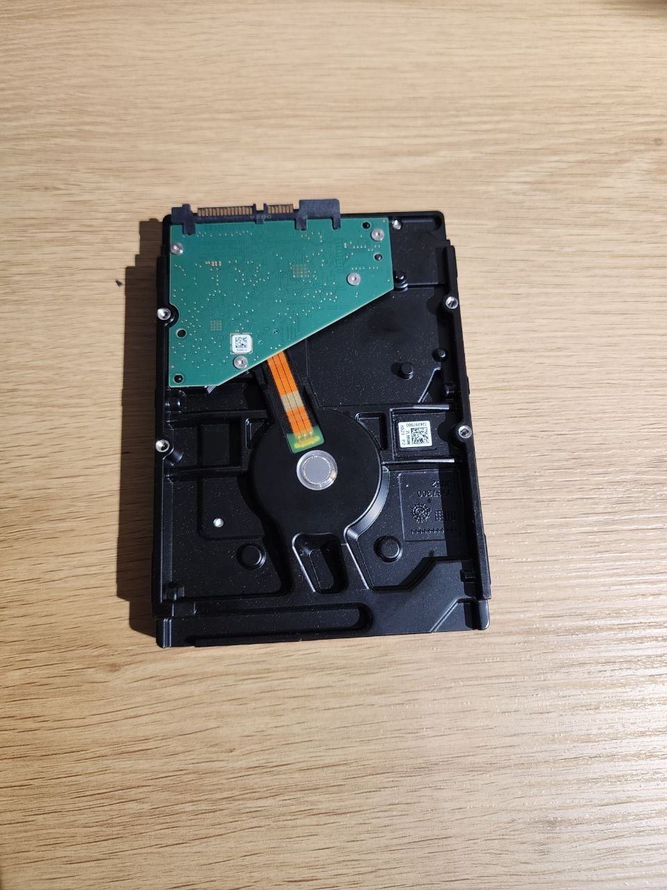 Жёсткий диск Seagate SkyHawk Lite 2TB (ST2000VX007)