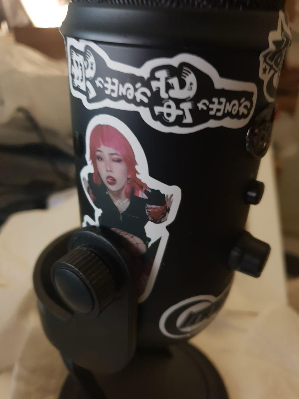 Микрофон Blue Yeti