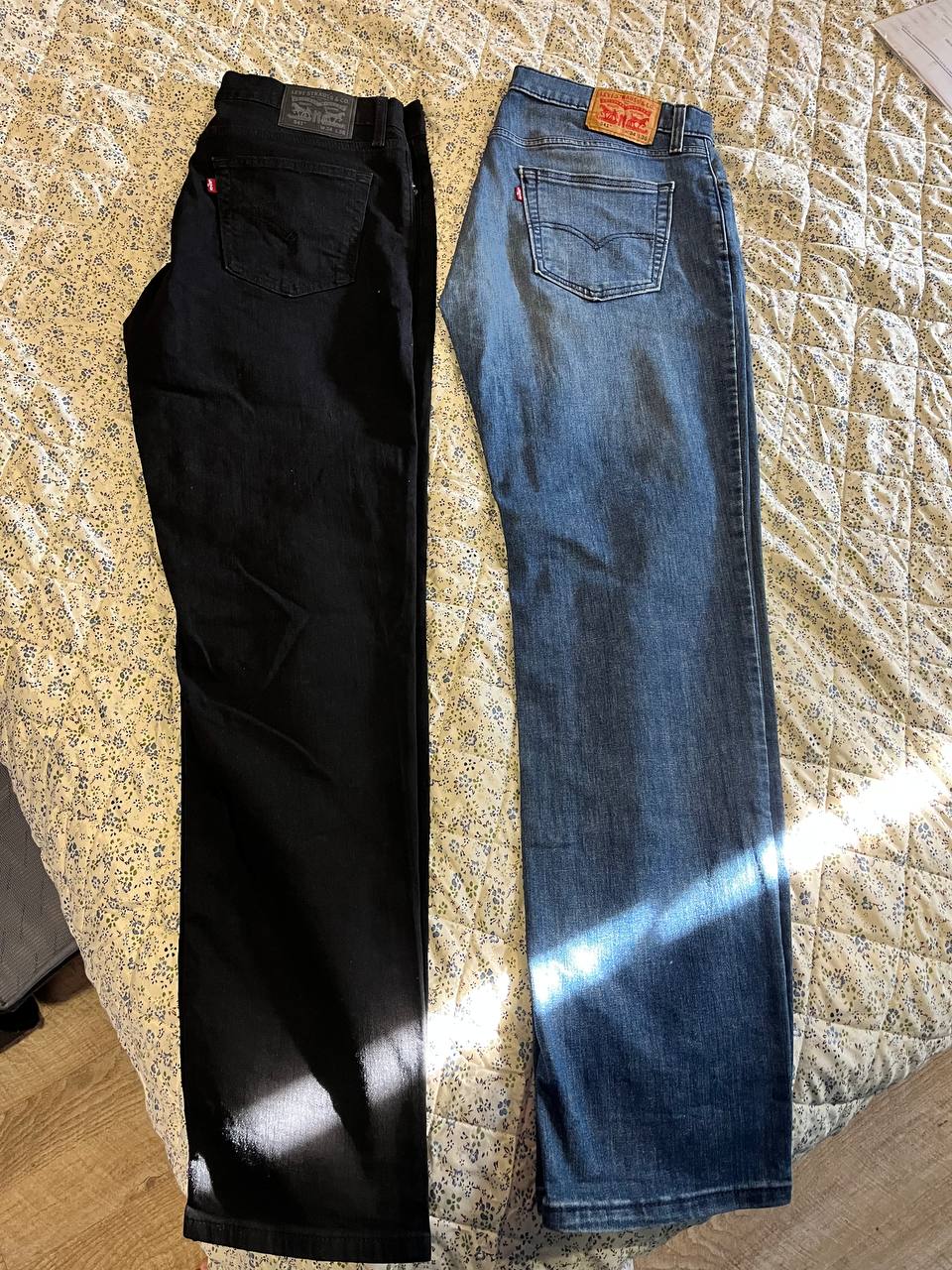 Джинсы Levi's 541 (2 пары, новые)
