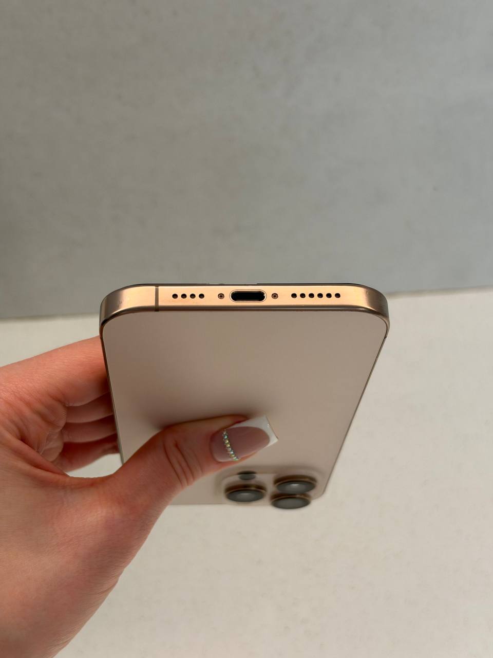 iPhone 16 Pro Max 512 ГБ e-SIM