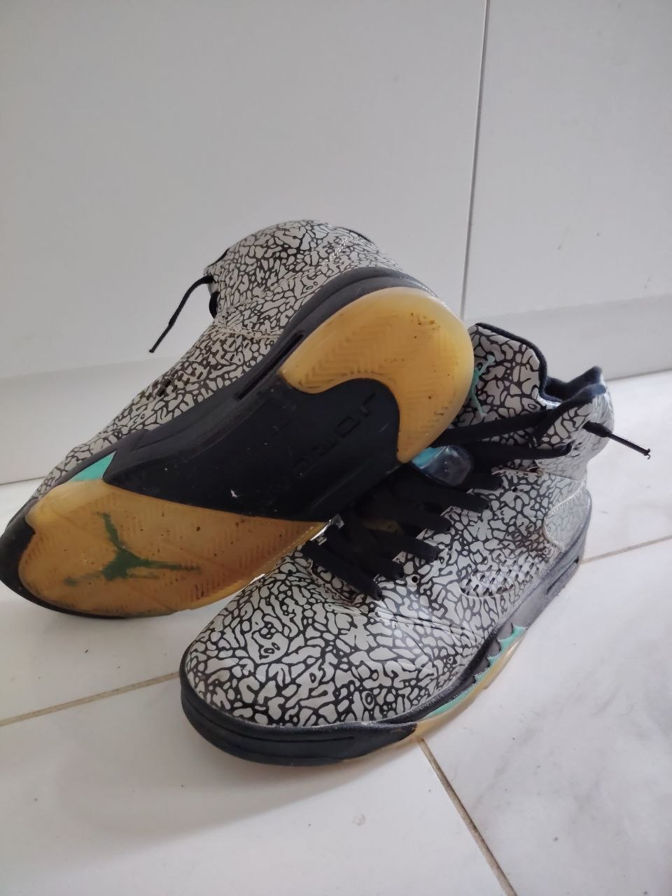 Кроссовки Jordan 5 Retro Elephant Print, размер 43