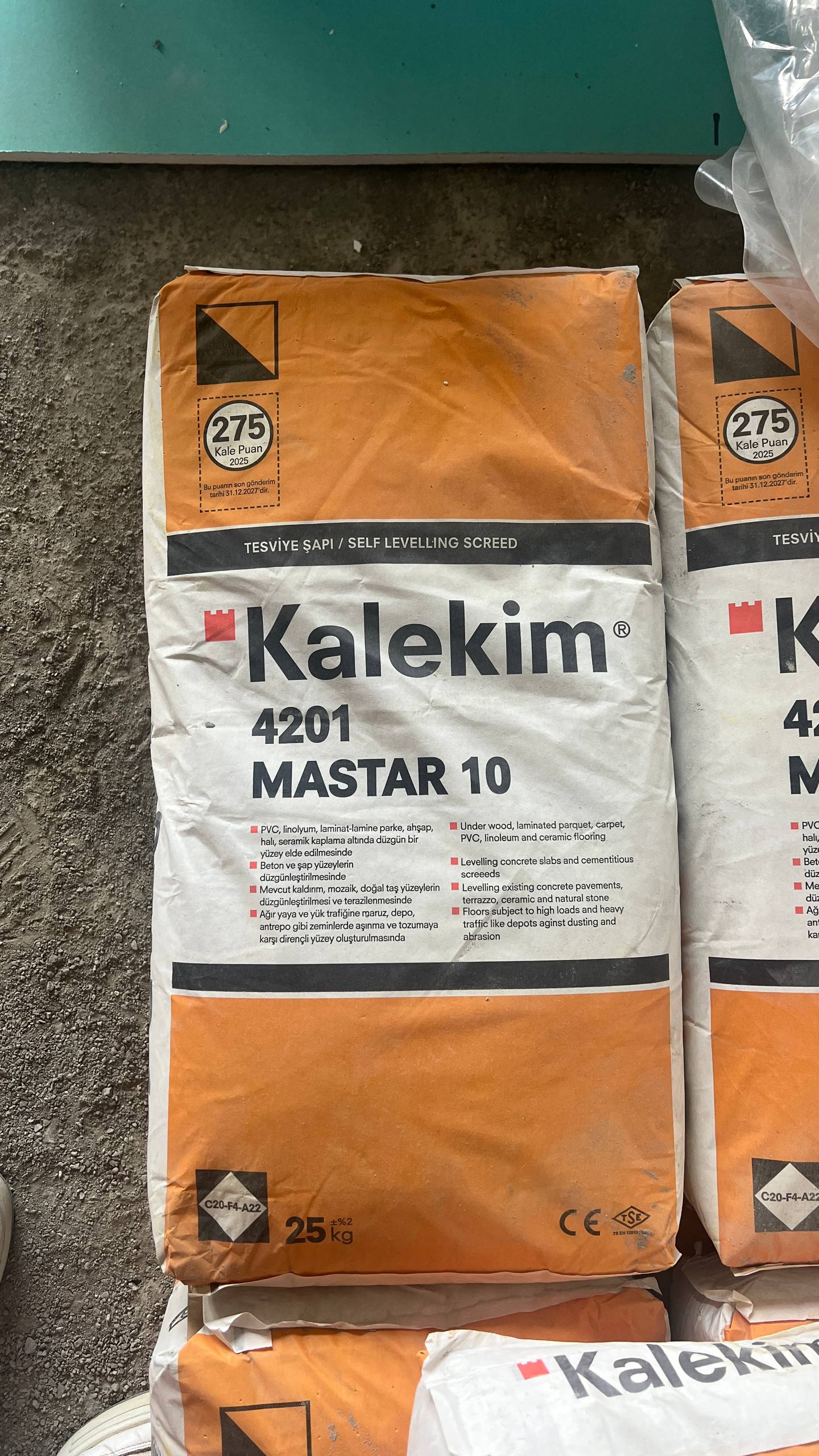 Самонивелирующаяся стяжка Kalekim 4201 MASTAR 10, 25 кг