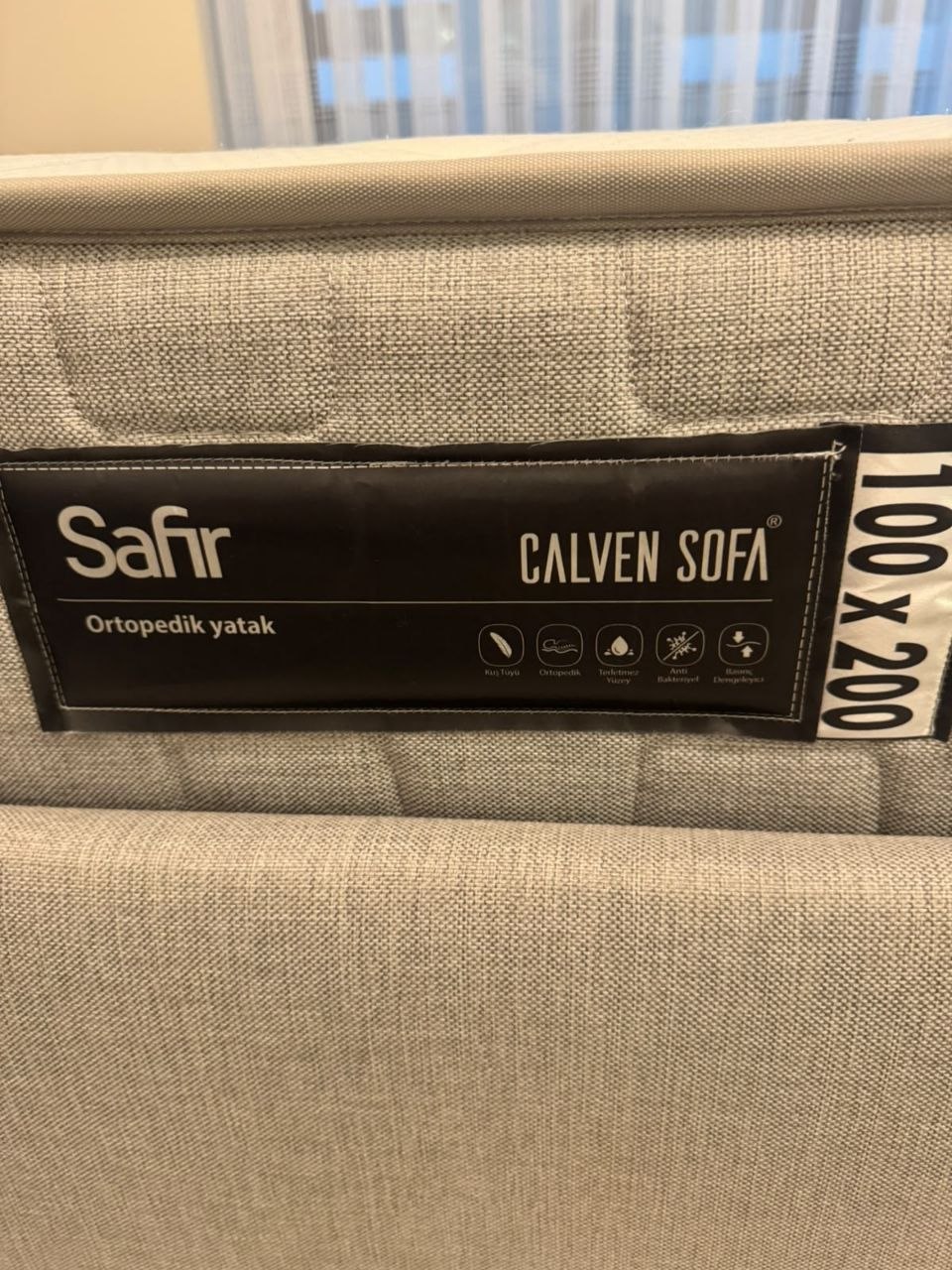 Односпальная кровать с ортопедическим матрасом Safir Calven Sofa