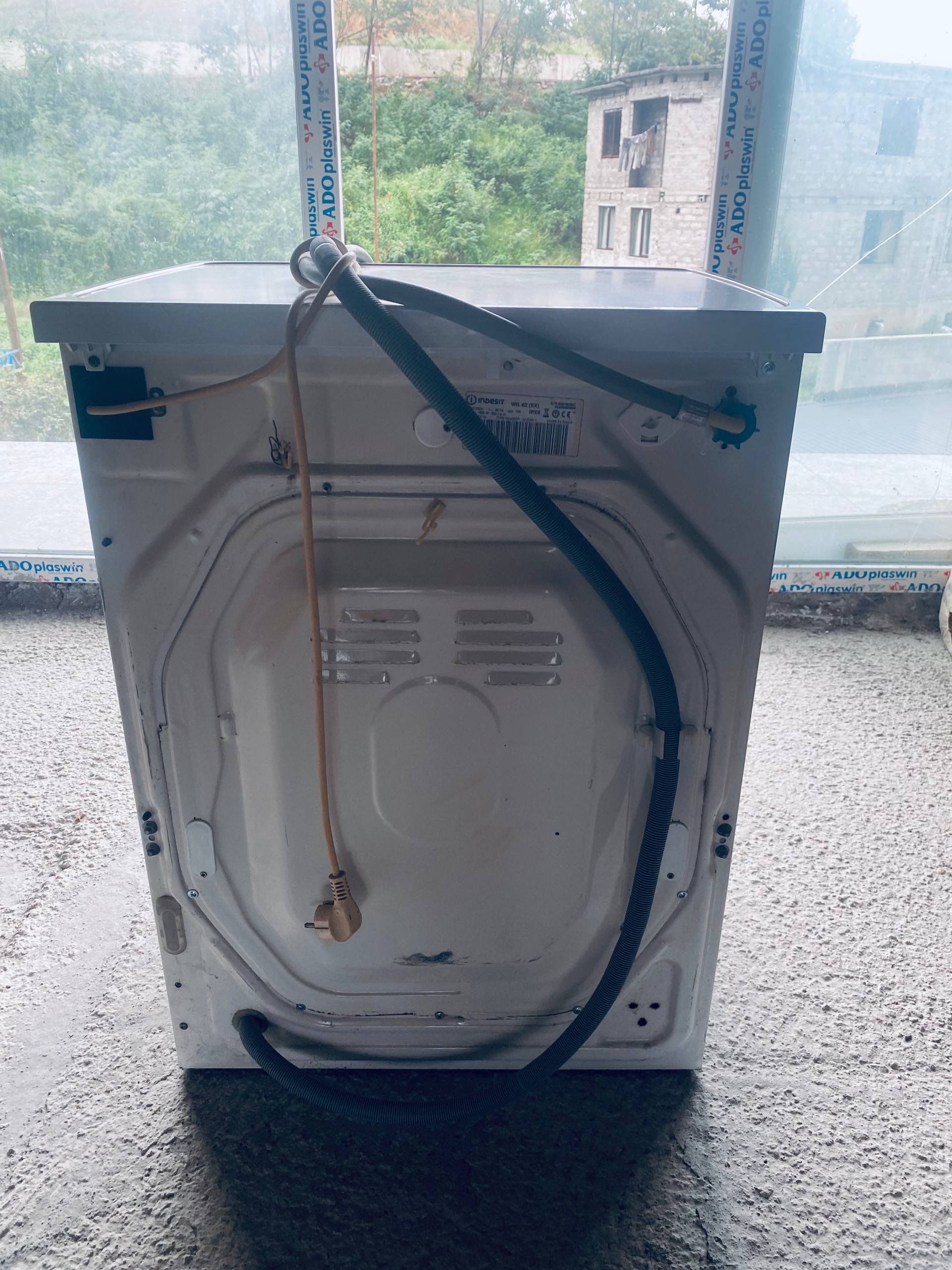 Стиральная машина Indesit WIL 62