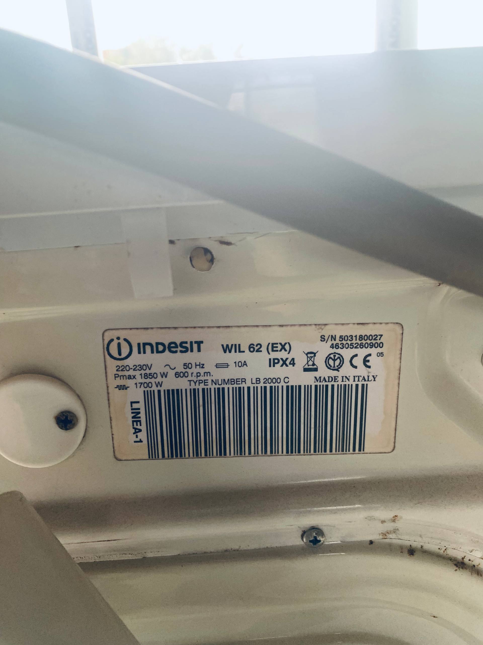 Стиральная машина Indesit WIL 62