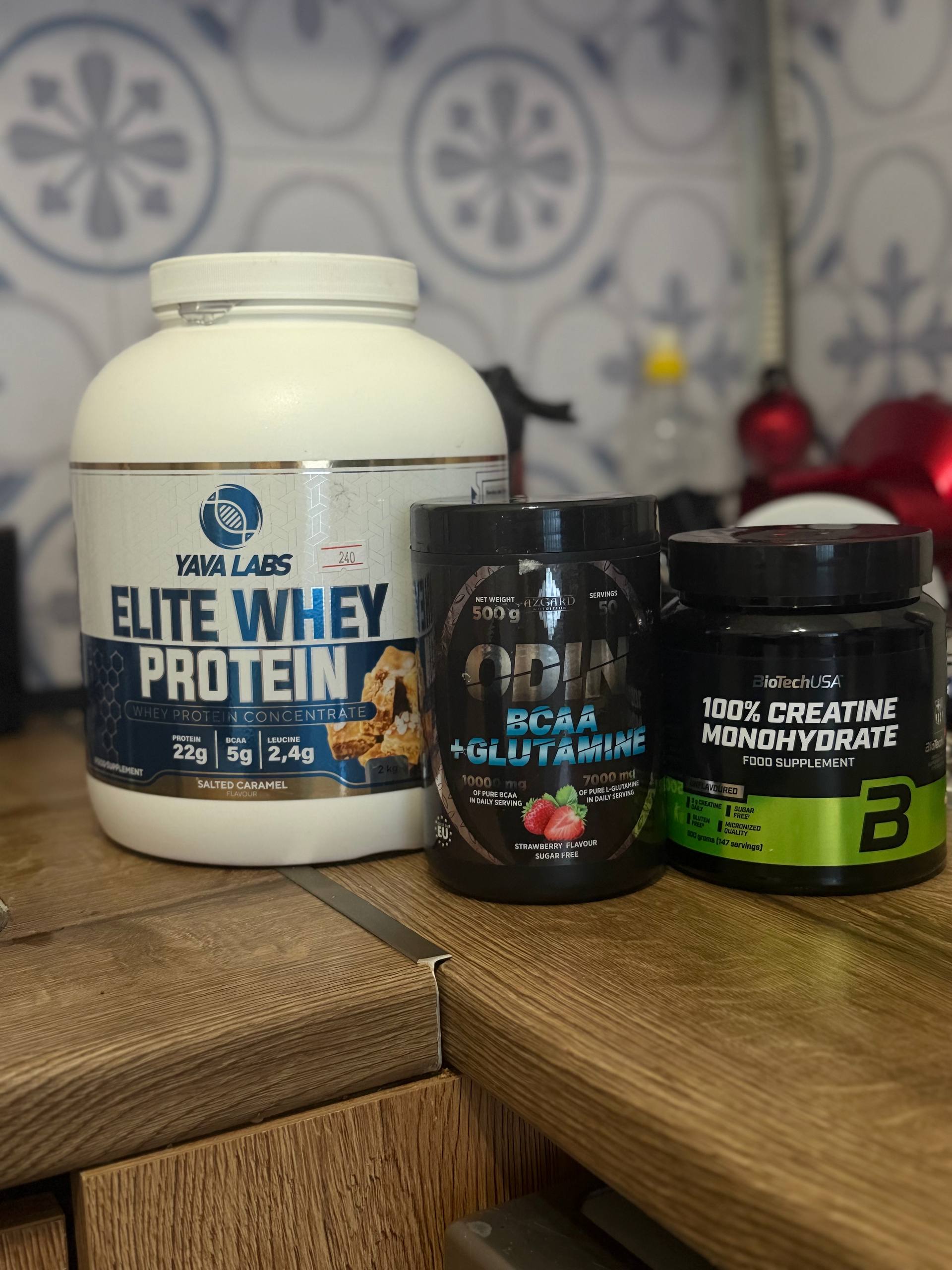 Протеин Yava Labs Elite Whey Protein 2 кг + BCAA + Креатин BioTechUSA