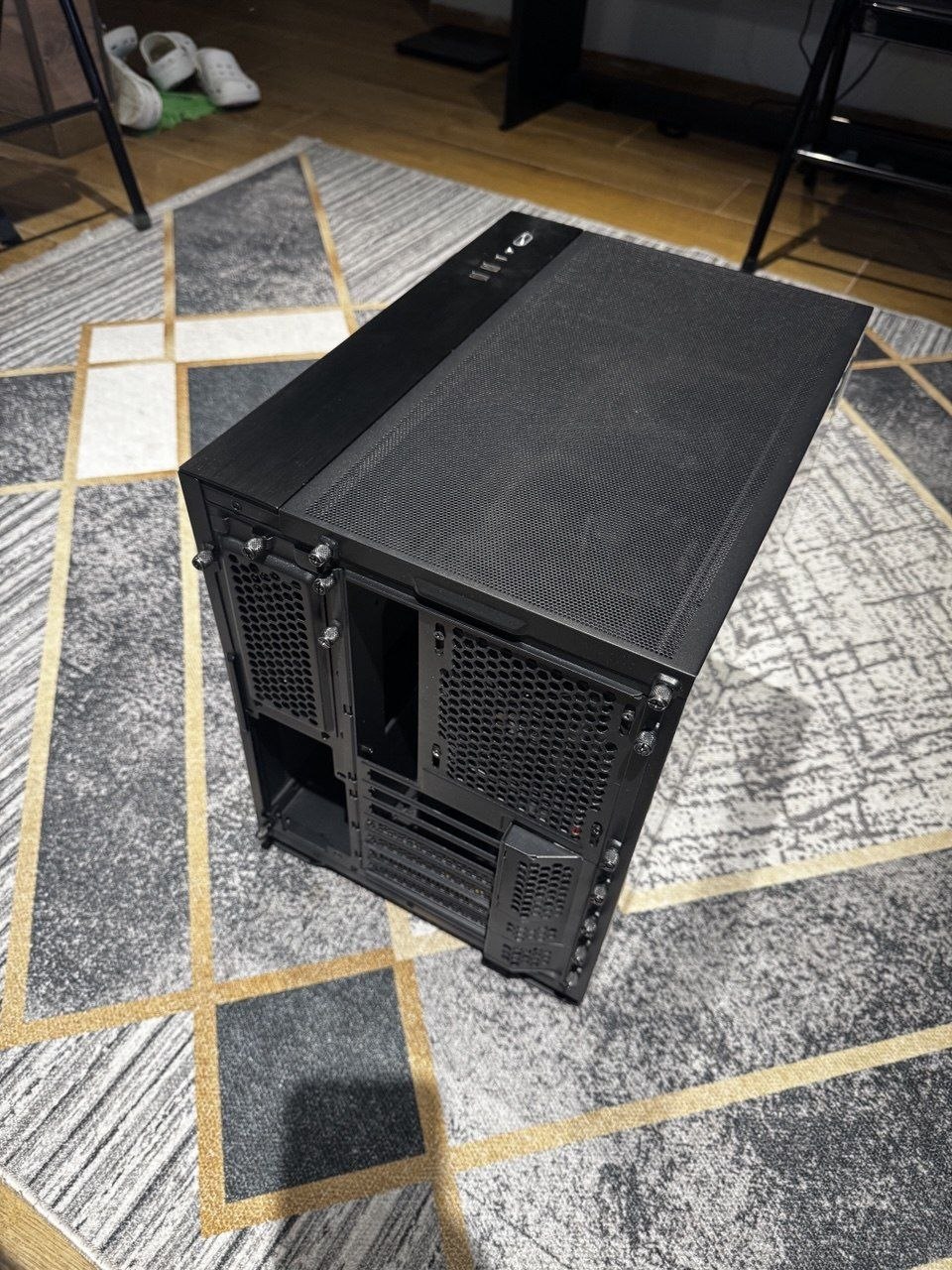 Корпус Lian Li O11 Air Mini