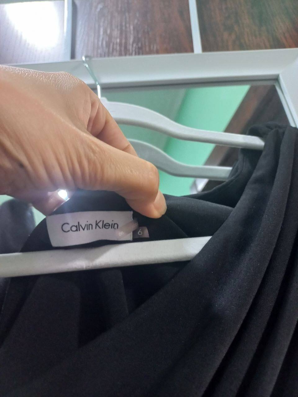 Дизайнерское вечернее платье Calvin Klein