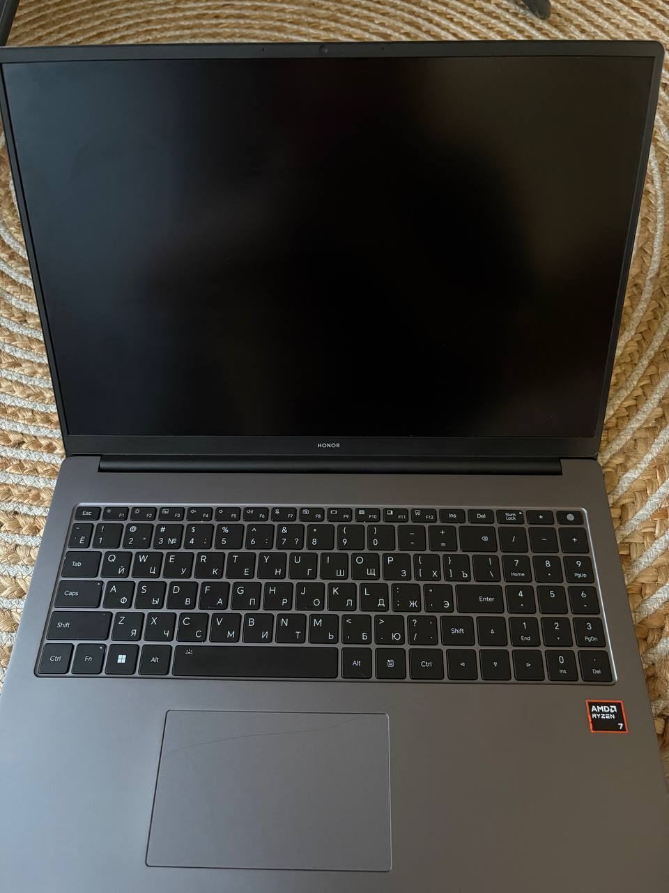 Honor MagicBook X16 Plus (2024) Ryzen 7 8845HS 16 ГБ / 1 ТБ SSD