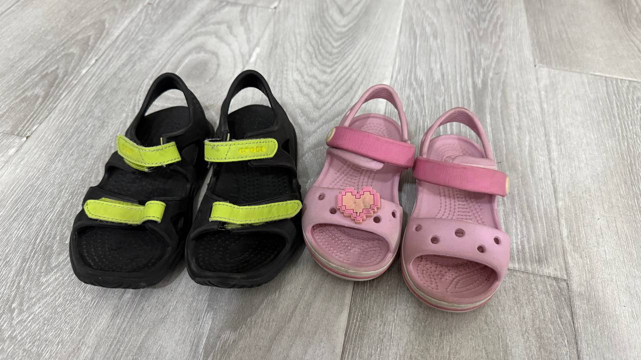 Сандалии Crocs розовые, размер C7