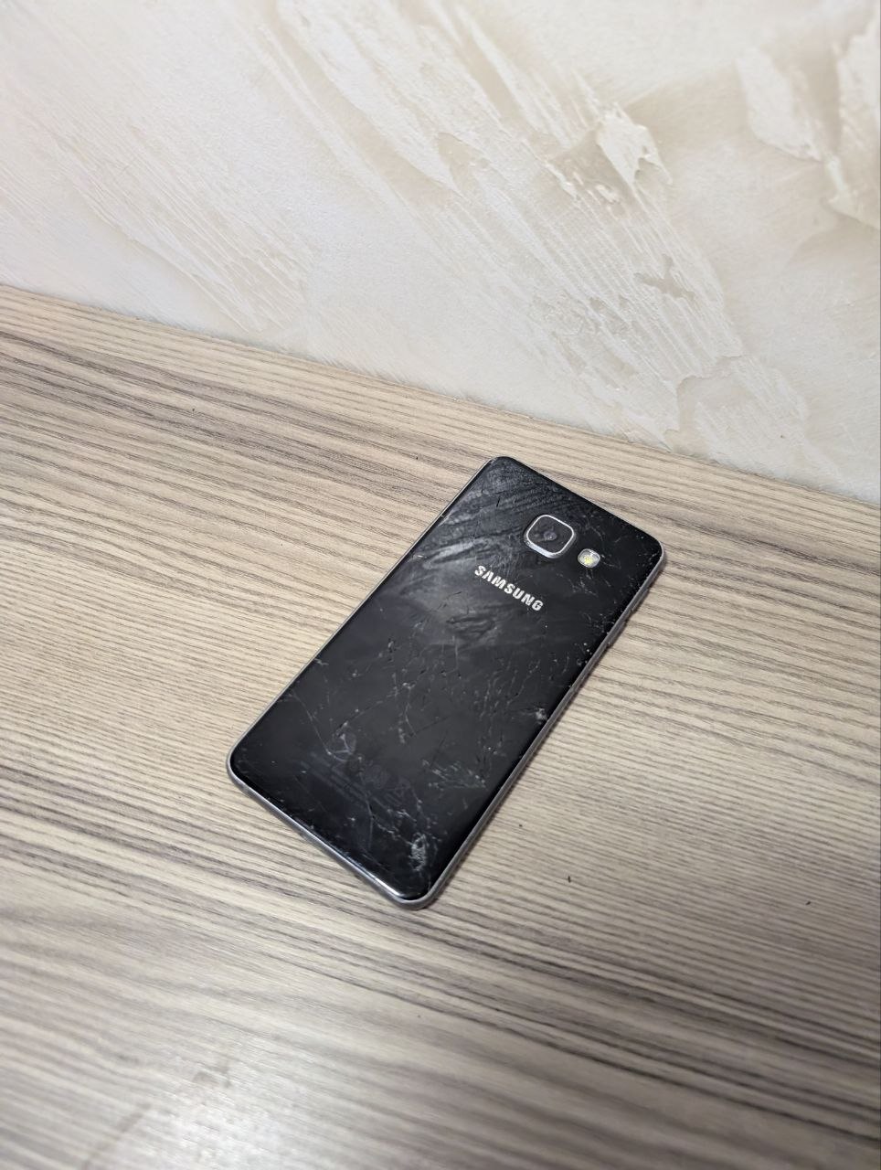 Samsung Galaxy A3 16GB