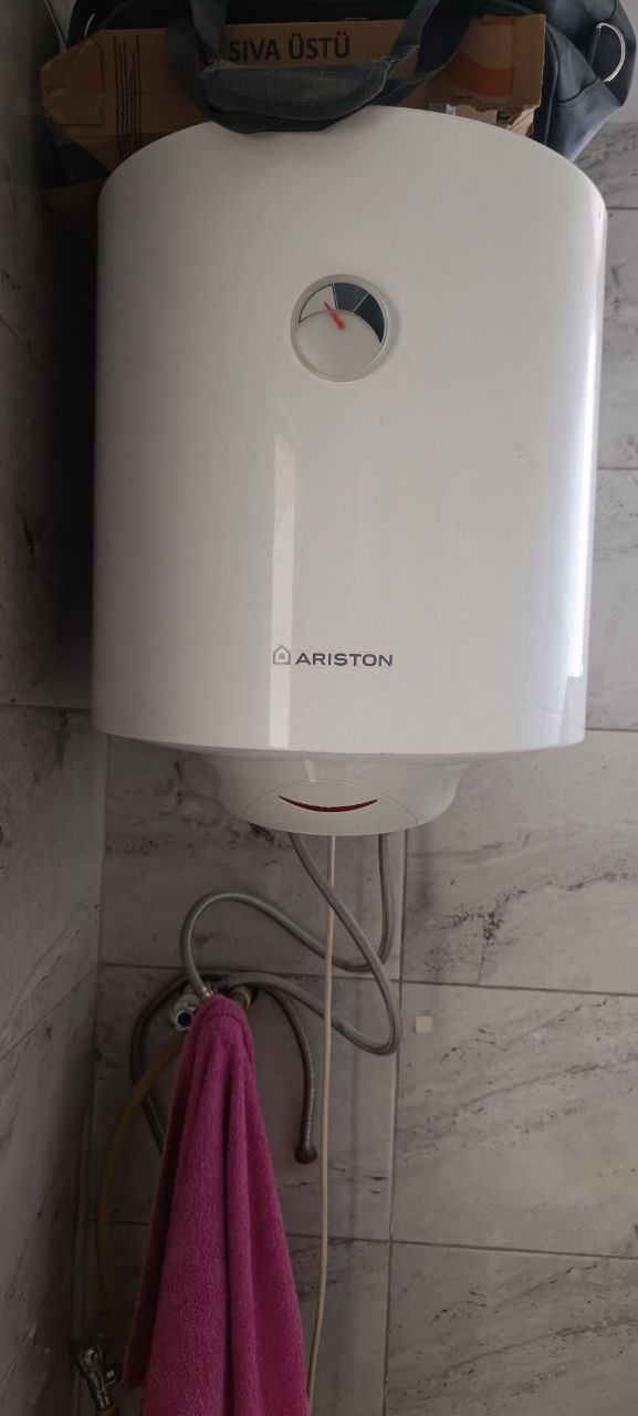 Электрический бойлер Ariston PRO R 50V
