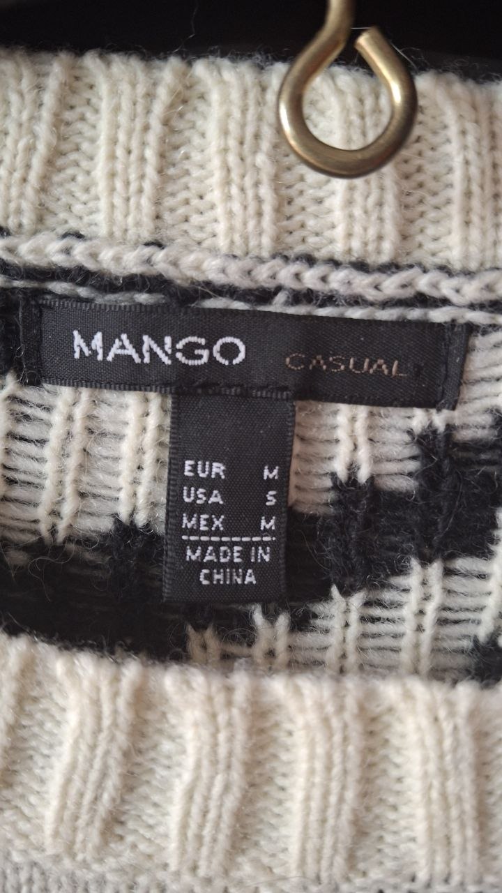 Свитер Mango бело-черный шерстяной