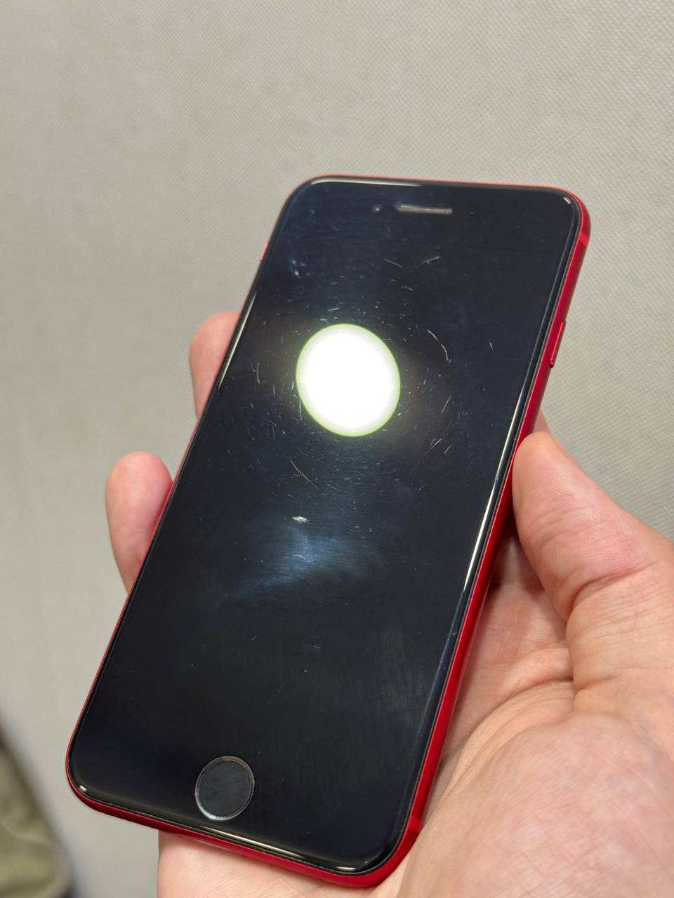 iPhone 8 Red 64 ГБ
