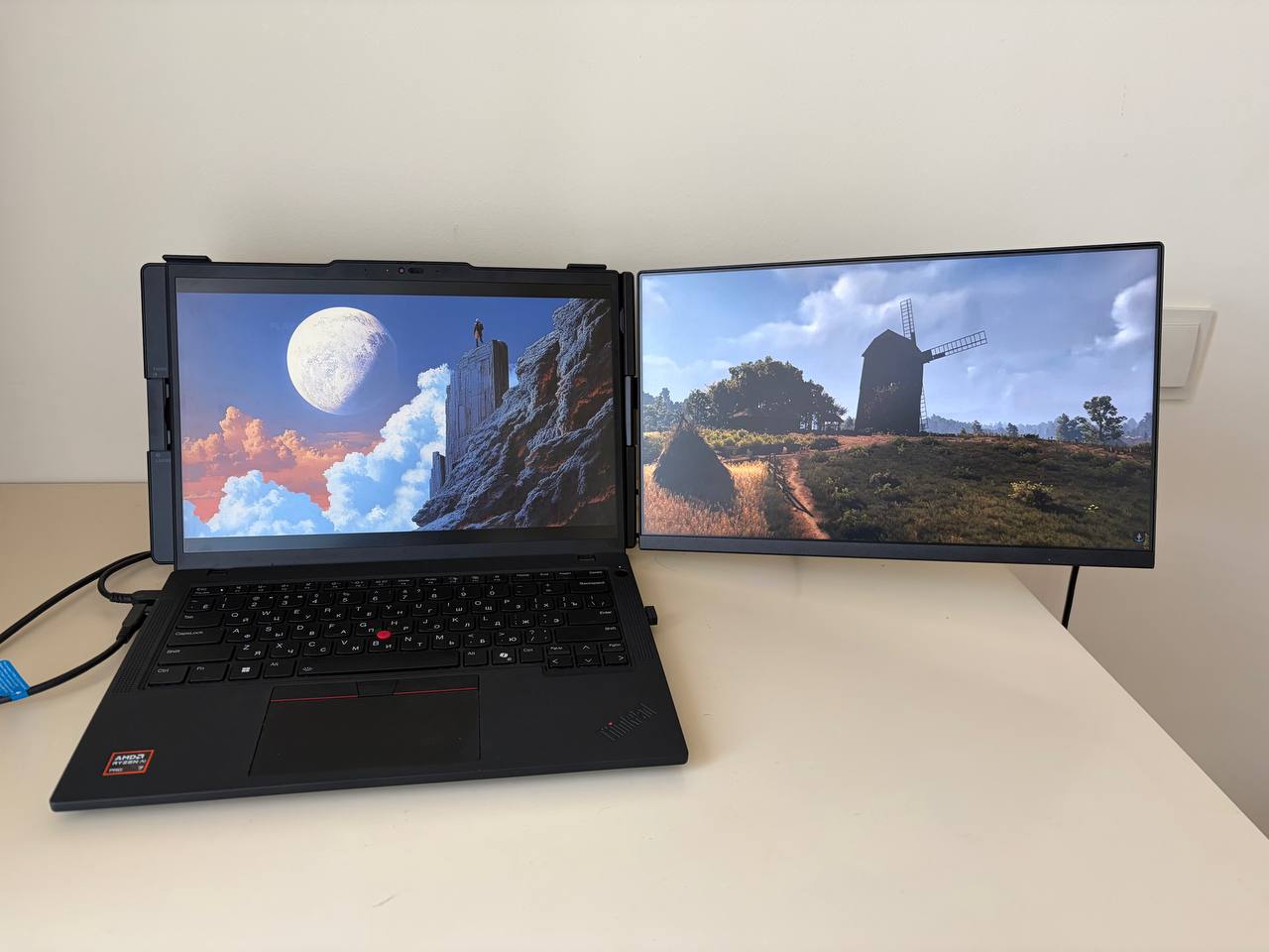 Портативный монитор Laptomo P5 15.6" 1920x1080 60Hz