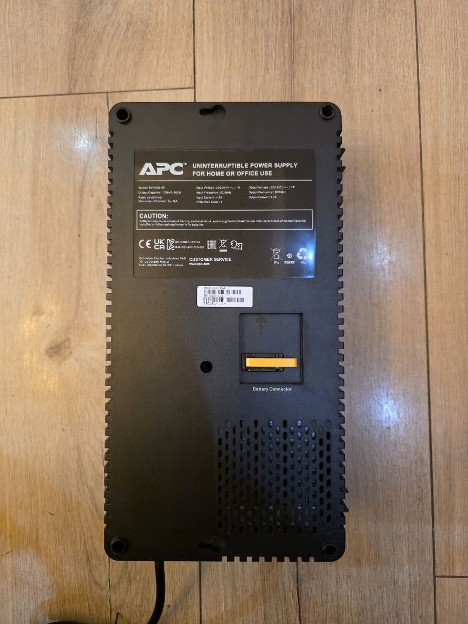 ИБП APC Easy UPS BV1000I-GR