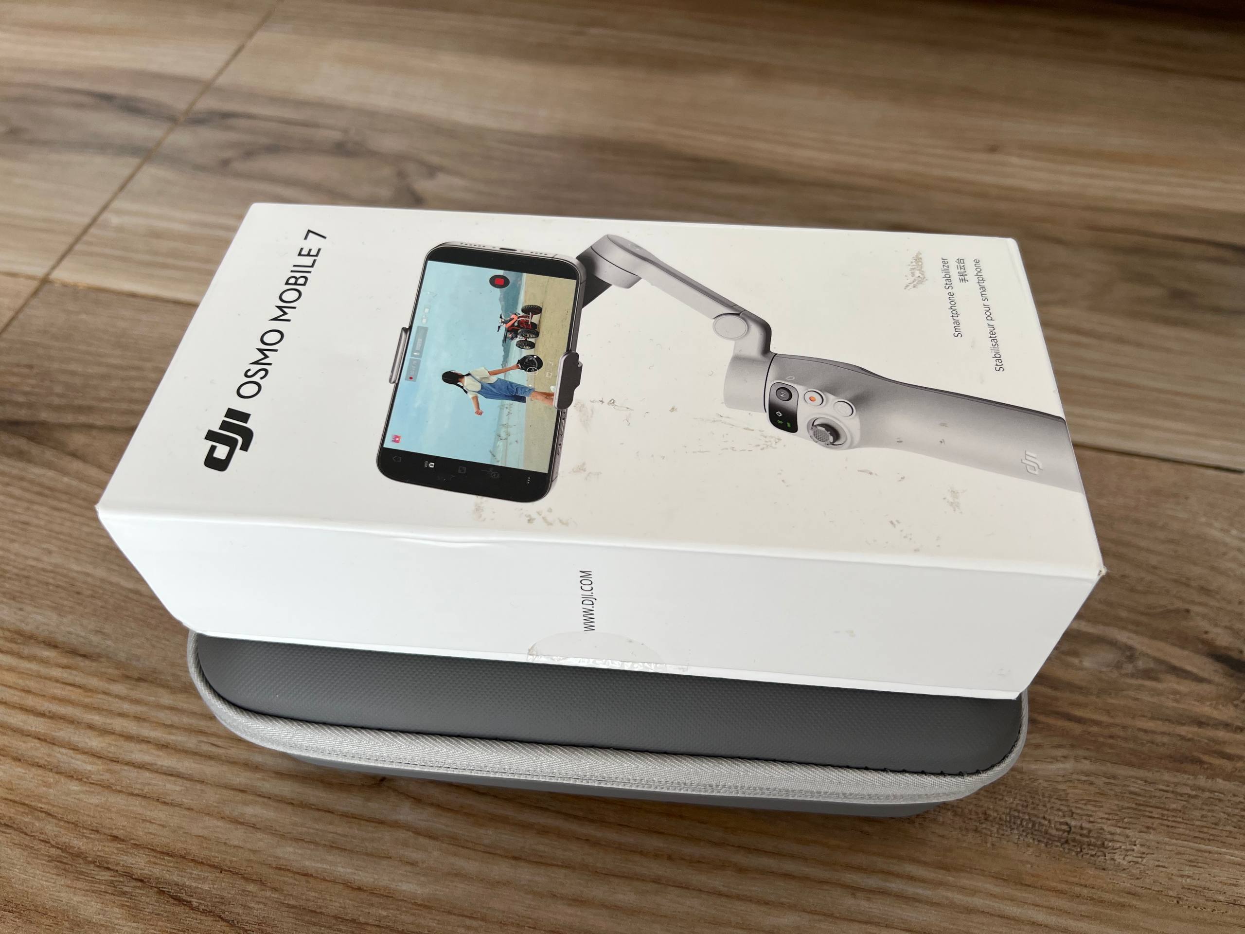 Стабилизатор DJI Osmo Mobile 7